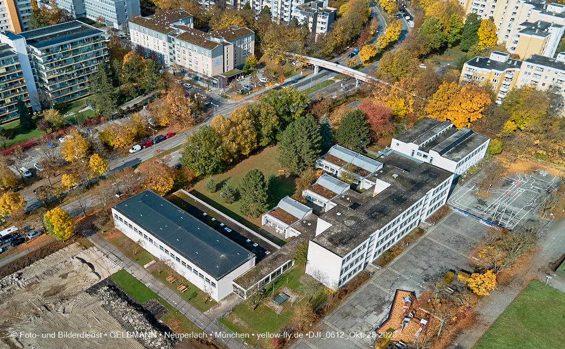 25.10.2020 - Grundschule am Karl-Marx-Ring in Neuperlach